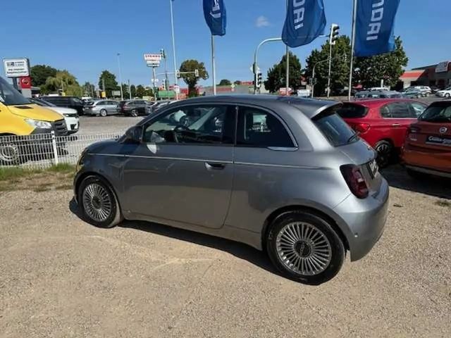 Fiat 500e Elektro 500e 42kWh Style und Komfort-Paket