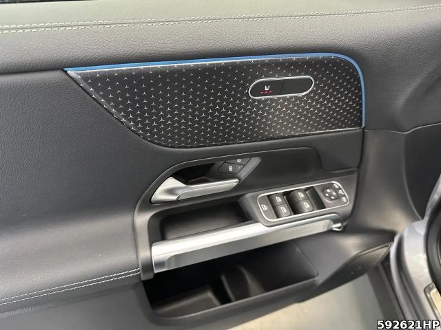 Mercedes-Benz EQB 350 4MATIC Progressive