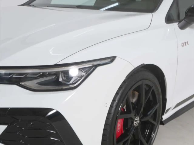 Volkswagen Golf 2.0 TSI DSG GTI Style