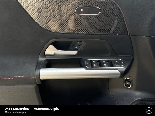 Mercedes-Benz GLA 200 AMG Line