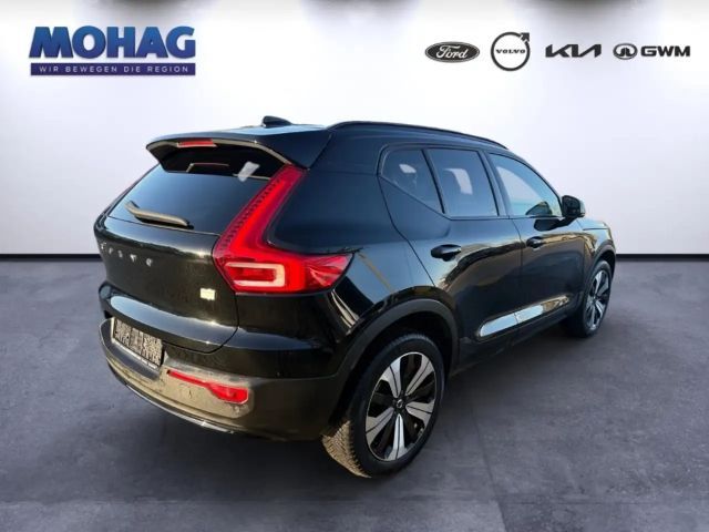 Volvo XC40 Core Recharge
