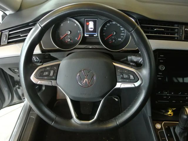 Volkswagen Passat Business DSG Variant