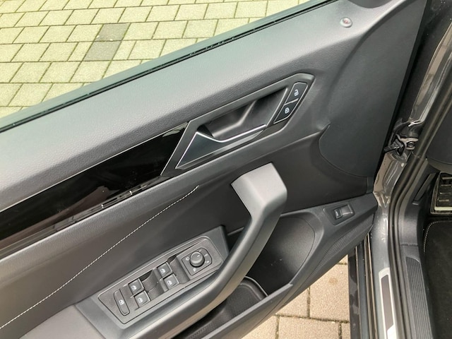 Volkswagen T-Roc 2.0 TSI DSG R-Line