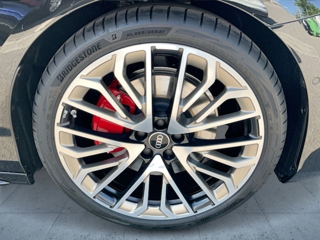 Audi A6 e-tron Avant Quattro