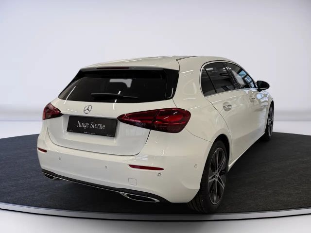 Mercedes-Benz A 180 Hatchback