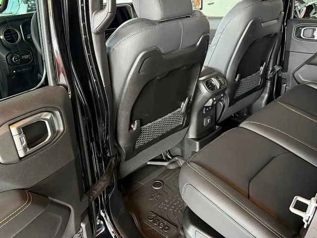 Jeep Wrangler 4xe Sahara