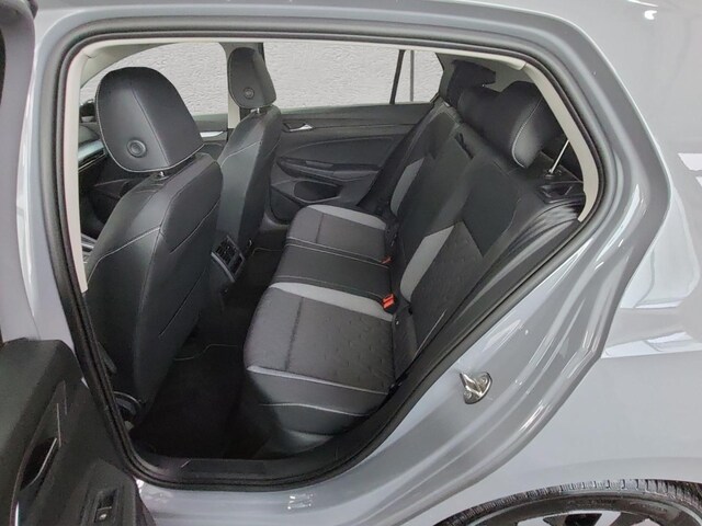 Volkswagen Golf 1.5 eTSI DSG Golf VIII