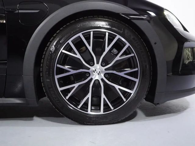 Porsche Taycan 4 Cross Turismo