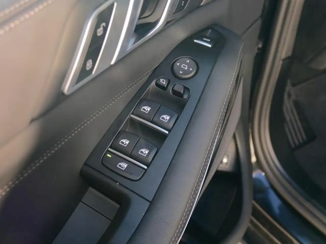 BMW X5 Individual M-Sport xDrive50e