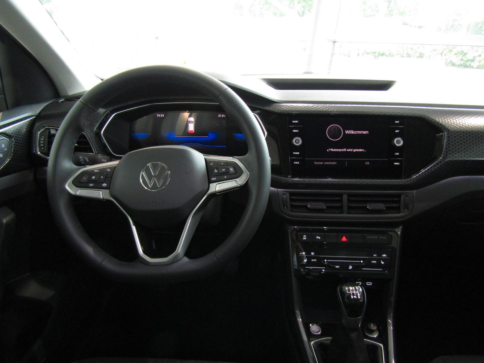 Volkswagen T-Cross Style