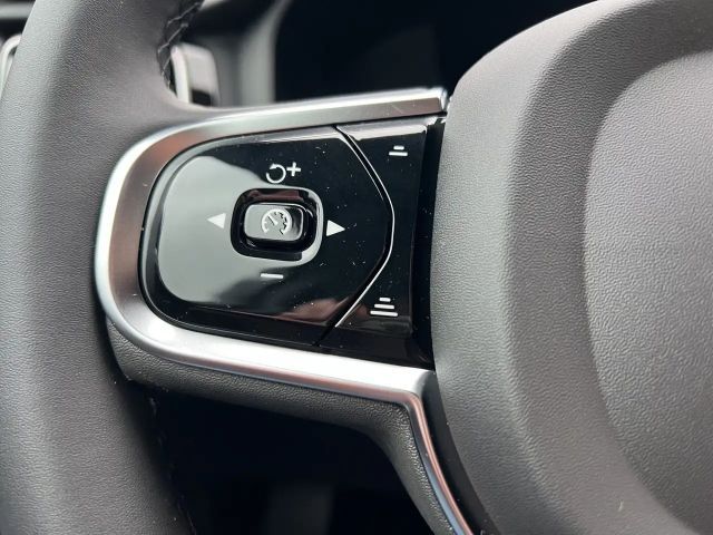 Volvo V60 Cross Country AWD Plus