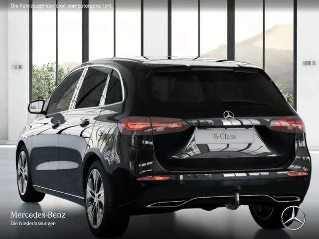 Mercedes-Benz B 220 4MATIC Progressive Sedan