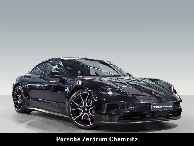 Porsche Taycan 4