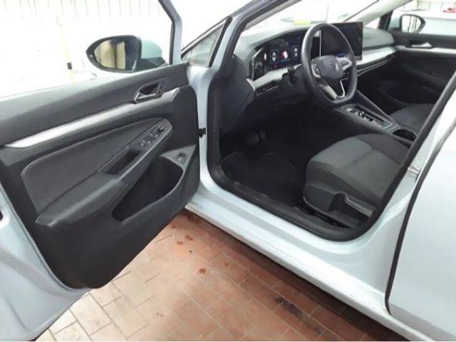 Volkswagen Golf 1.5 TSI Life eHybrid