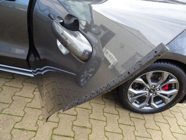 Ford Focus ST Line Wagon