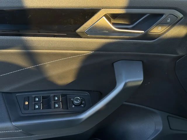 Volkswagen T-Roc 1.0 TSI R-Line