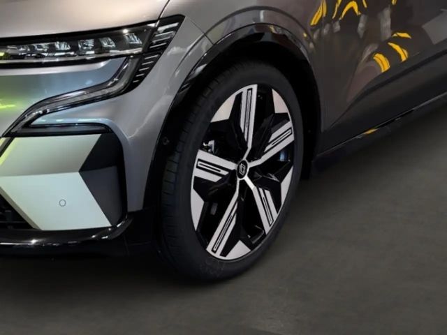 Renault Megane Comfort E-Tech Iconic