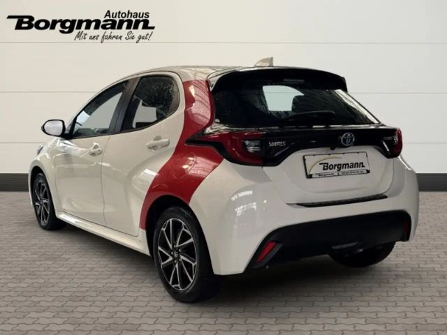 Toyota Yaris Hatchback Hybride Team D