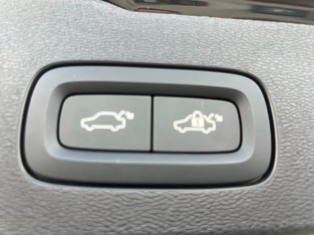 Volvo V60 Core Hybrid