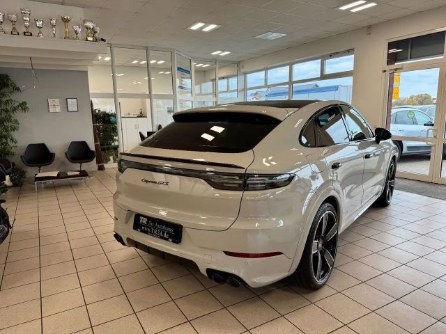 Porsche Cayenne Coupé GTS
