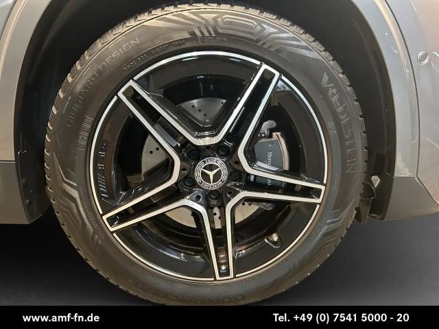 Mercedes-Benz GLA 180 AMG Line