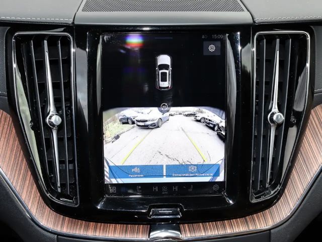 Volvo XC60 AWD Dark Ultra