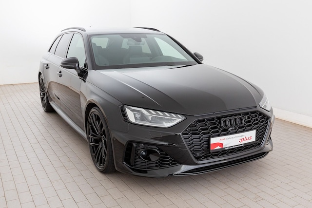 Audi RS4 Avant Quattro