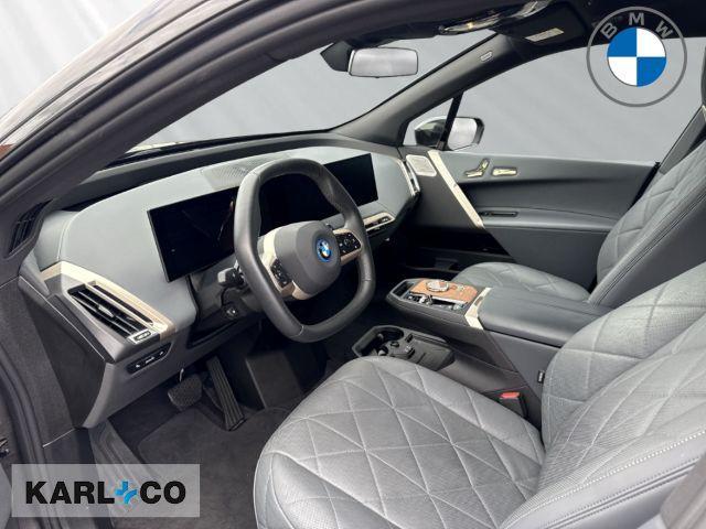 BMW iX M60