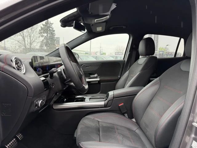 Mercedes-Benz EQA 350 4MATIC AMG Line