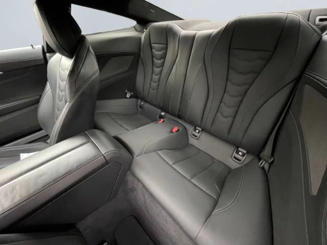 BMW 840 840i Coupé M-Sport