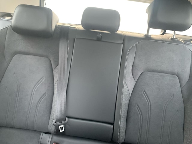 Volkswagen Golf 1.5 eTSI DSG Golf VIII Style