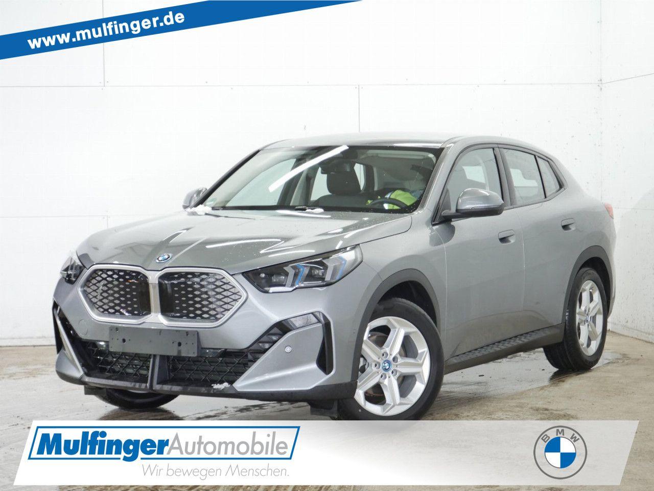 BMW iX2 e20 HUD ACC SurView AdLED Driv-/Park-Plus18"