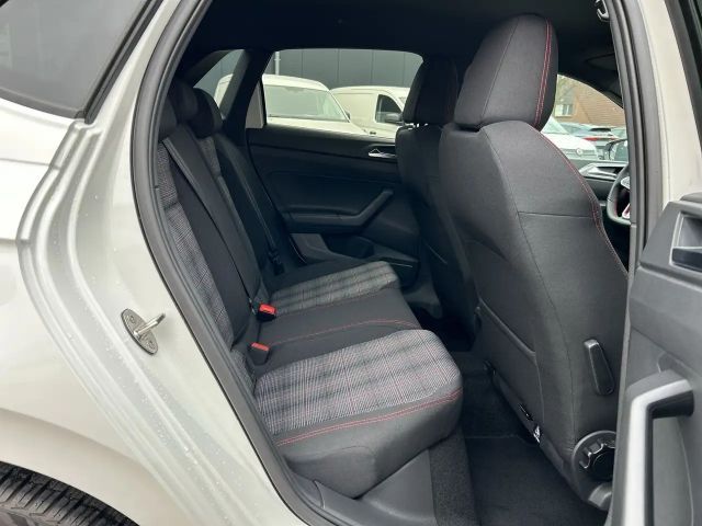 Volkswagen Polo 2.0 TSI DSG GTI