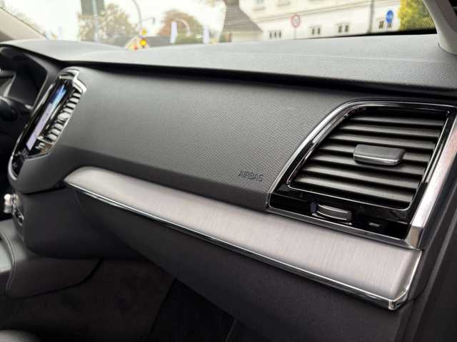 Volvo XC90 AWD Recharge T8