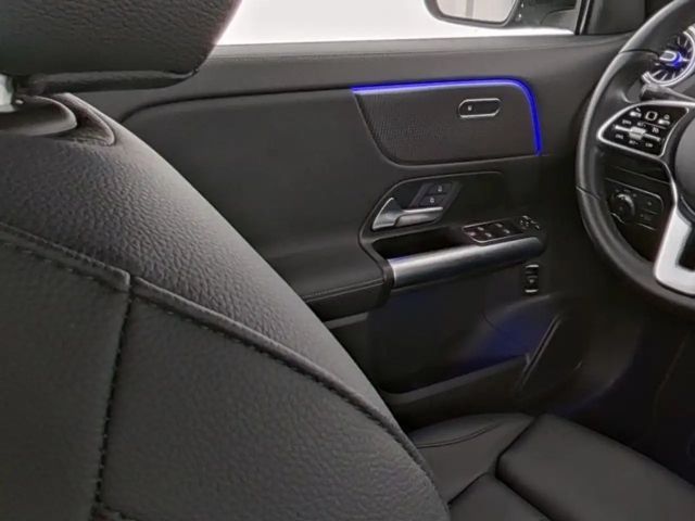 Mercedes-Benz EQA 300 4MATIC Advanced