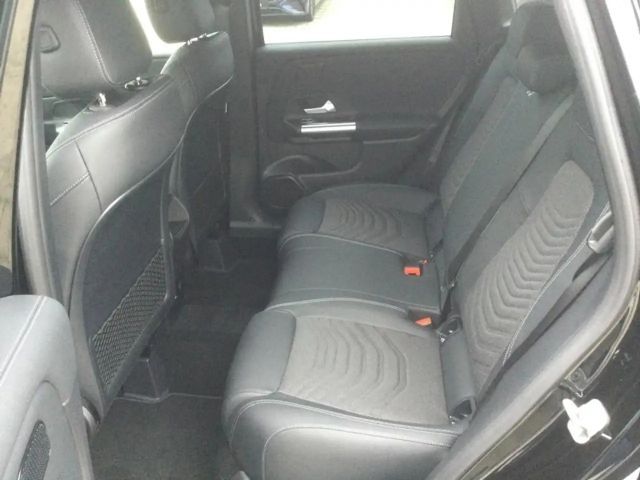 Mercedes-Benz B 180 Progressive