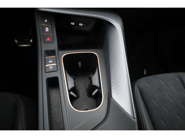 Cupra Terramar 1.5 e-Hybrid VZ