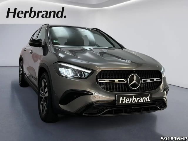 Mercedes-Benz GLA 220 4MATIC GLA 220 d