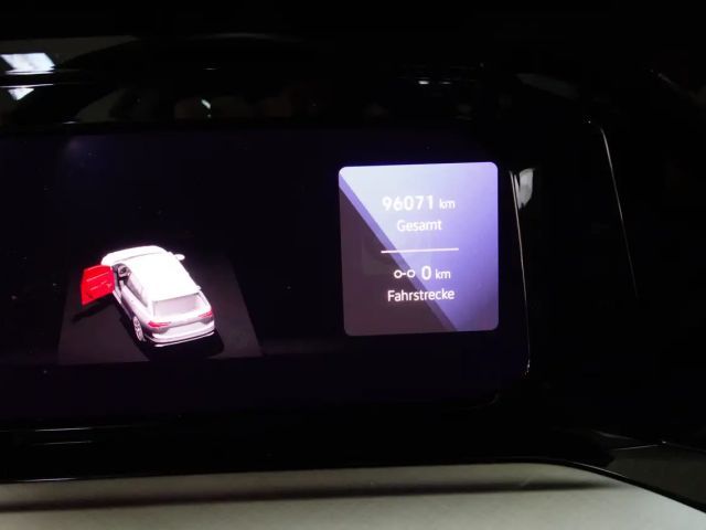 Volkswagen Golf Life Variant