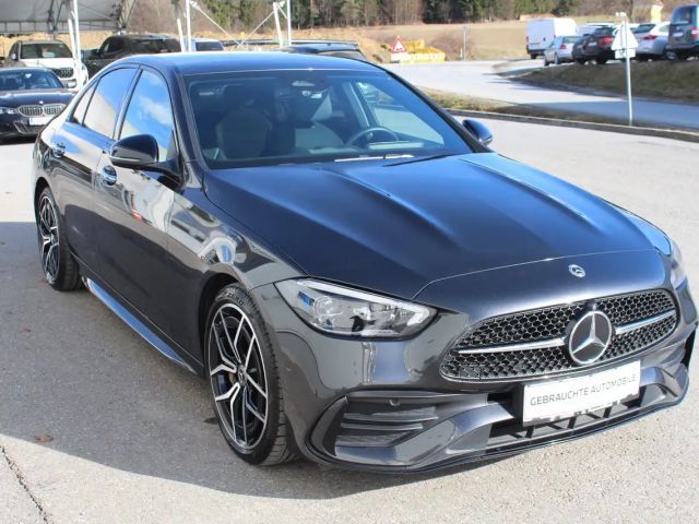 Mercedes-Benz C 200 4MATIC Sedan