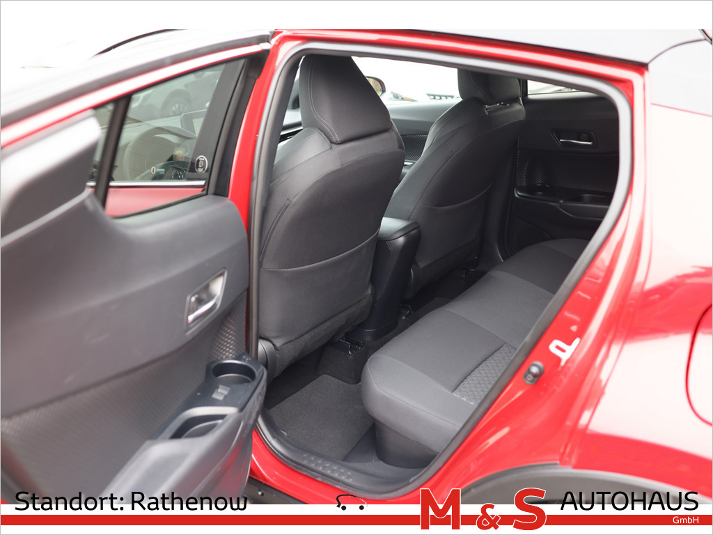 Toyota C-HR 5-deurs Bi-Tone Team D