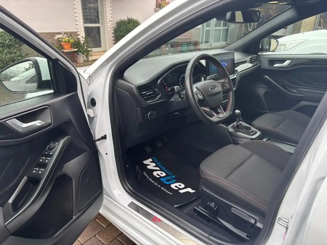 Ford Focus Limited ST Line