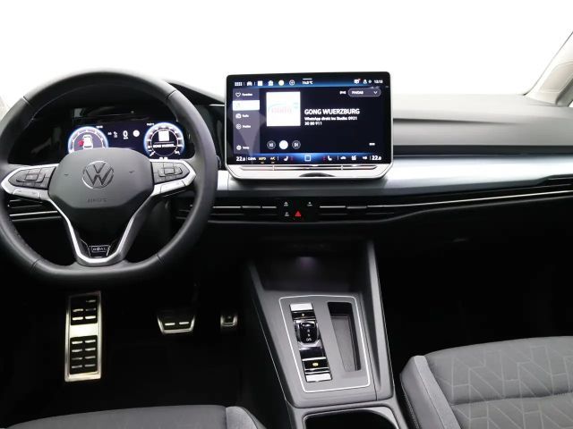 Volkswagen Golf 1.5 TSI DSG