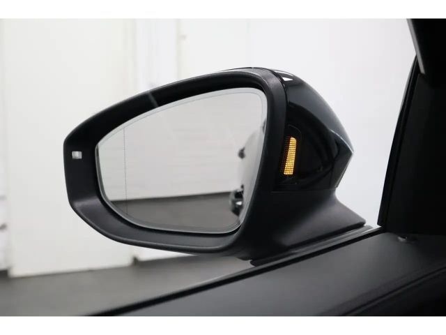 Volkswagen Passat 2.0 TDI R-Line Variant