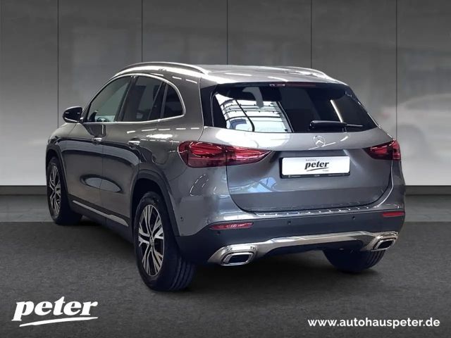 Mercedes-Benz GLA 200 Progressive