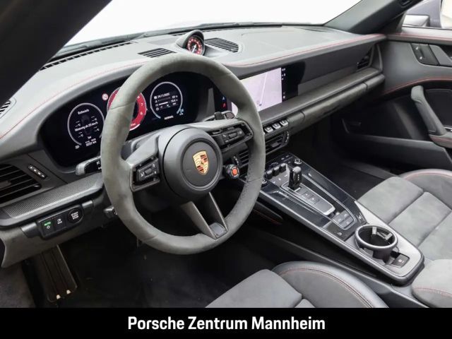 Porsche 992 4 Cabrio Carrera GTS