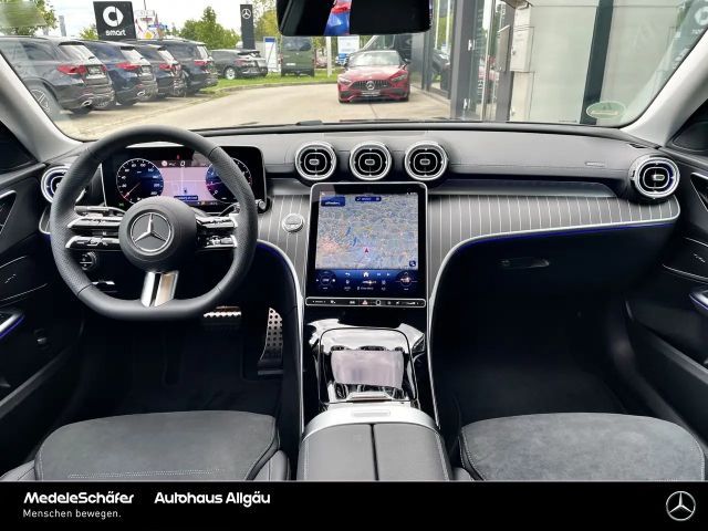 Mercedes-Benz C 200 AMG Line Sedan