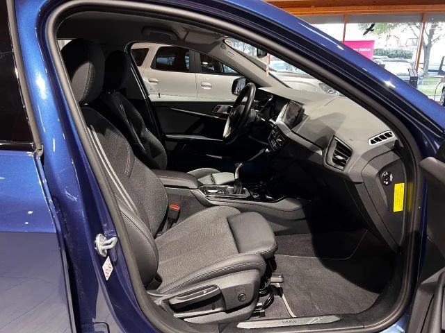 BMW 116 116d Sedan Sport Line