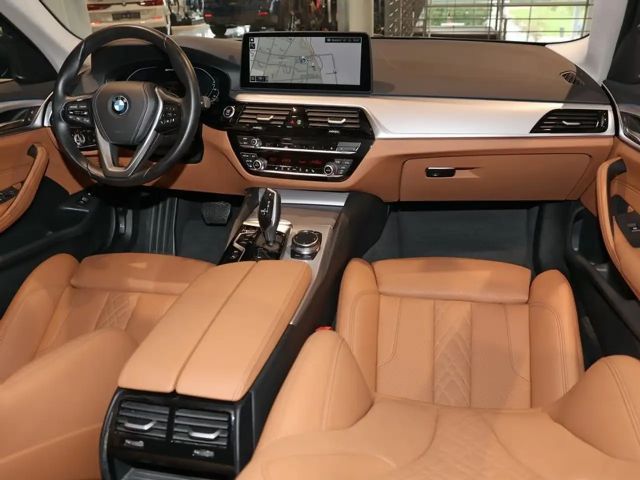 BMW 530 530e Touring