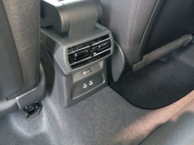 Audi A3 30 TFSI Sedan